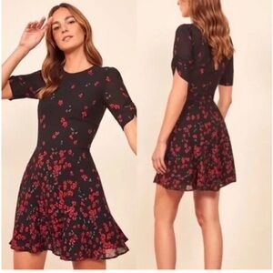 Reformation Gracie Floral Black and Red Women's Dress Size 0